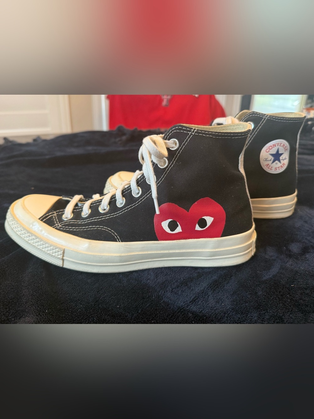 Converse Black and Cream High-Top Sneakers with Red Heart Logo W10/M8